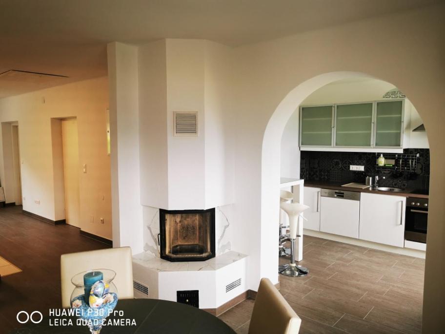 Panoramablick Exklusiv Apartment Villach Exterior photo